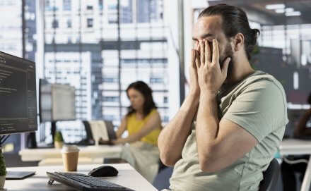 Ribercon - Backlog estourado, prazos perdidos e equipe sobrecarregada: o problema pode estar na contratação em TI